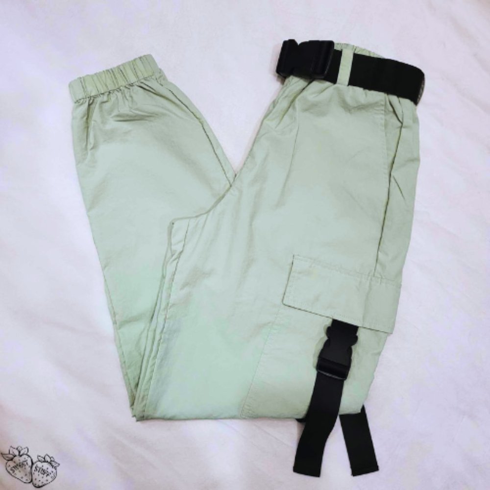 Forever 21 ⋆  Nylon Cargo Pants ~